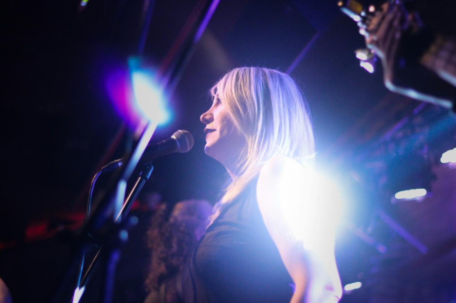 Musikstudio mit professioneller Ausstattung für Performance-Training